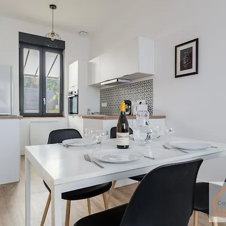 Agreable Maisonnette A Proximite D'eurexpo *
