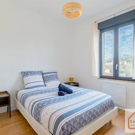 Agreable Maisonnette A Proximite D'eurexpo Lägenhet